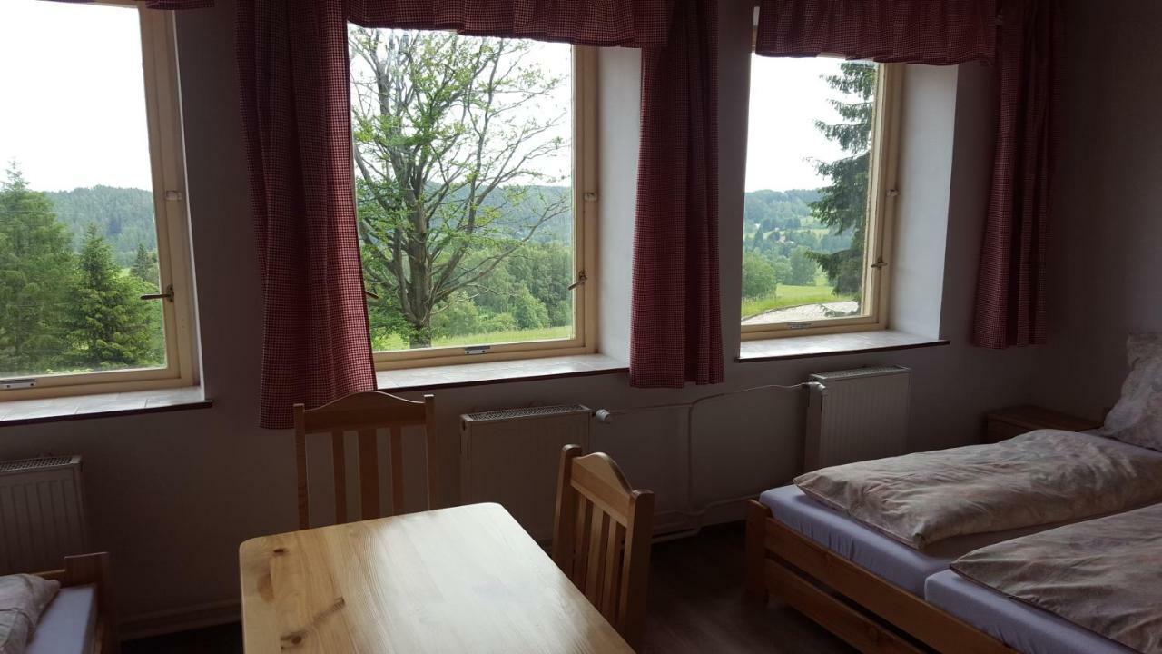 RS BERNOV Zátiší Hotel Nejdek Exterior foto